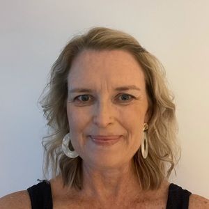 Meet your Posher, Kim r